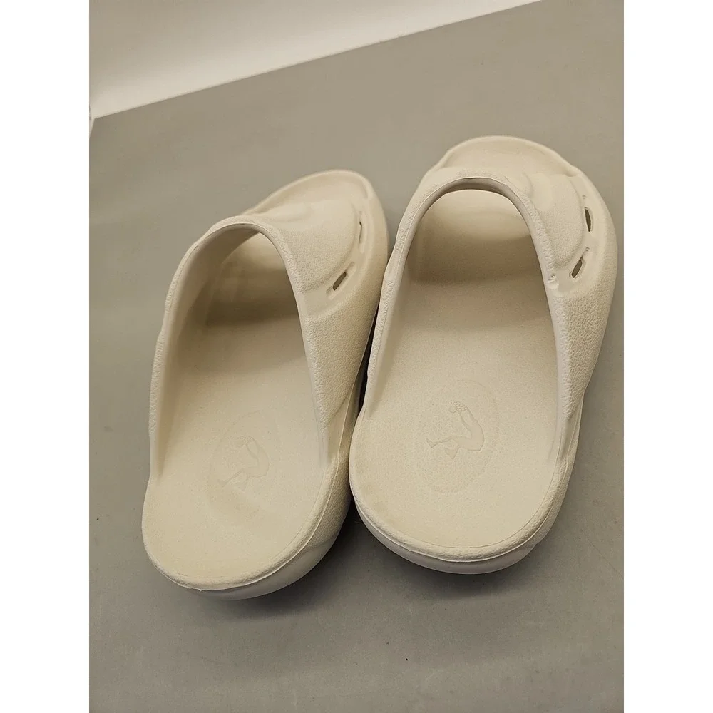 SHAQ Slidosis Slip ONS Sandals‎ Slides White  Size 9 EUC